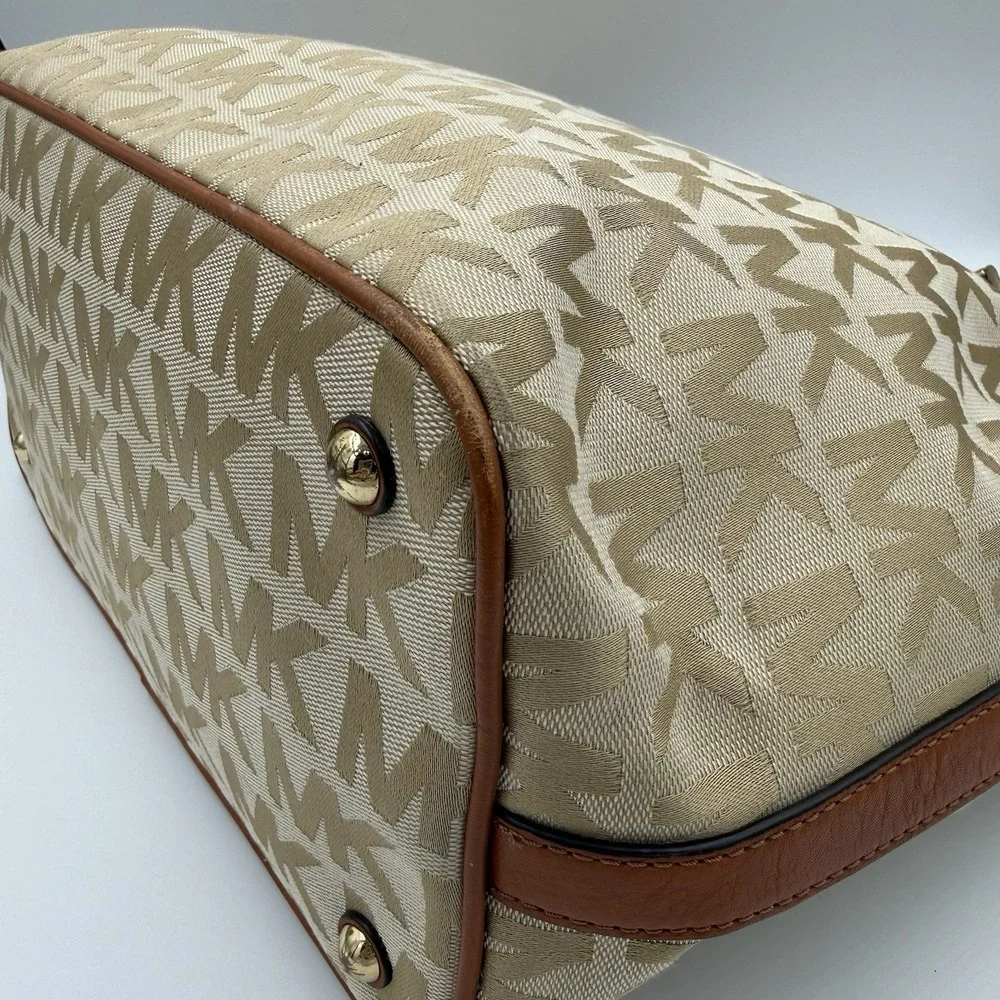 Michael Kors Jet Set MK Signature Jacquard Medium Tote Grab Bag Tan Neutral NEW‎